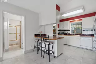 6811 SW 170th Ave, Beaverton, OR 97007 - Photo 12