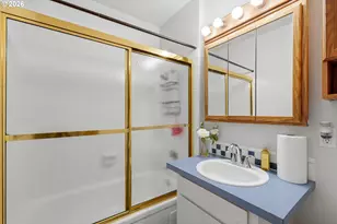 6811 SW 170th Ave, Beaverton, OR 97007 - Photo 28