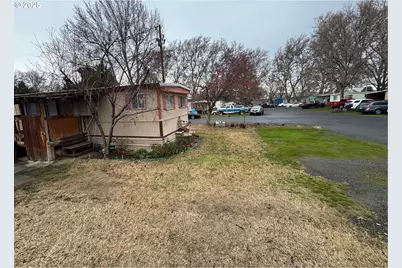 1215 SW 11th St #112, Hermiston, OR 97838 - Photo 4