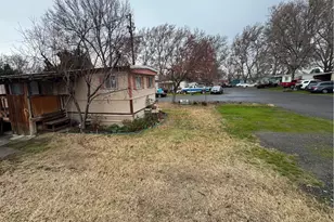 1215 SW 11th St, Hermiston, OR 97838 - Photo 4