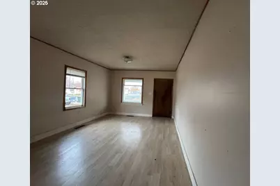 1891 Clark St, Baker City, OR 97814 - Photo 8