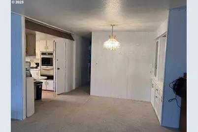 8720 Hwy 238, Jacksonville, OR 97530 - Photo 4