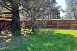 8720 Hwy 238, Jacksonville, OR 97530 - Photo 22