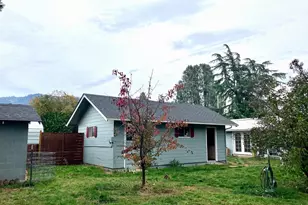 8720 Hwy 238, Jacksonville, OR 97530 - Photo 24