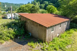 96060 Coos-Sumner Ln, Coos Bay, OR 97420 - Photo 28