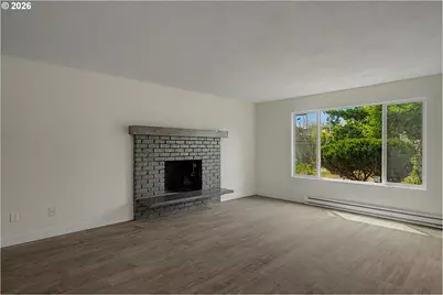 18435 NE Glisan St #10, Portland, OR 97230 - Photo 12