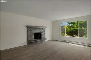 18435 NE Glisan St, Portland, OR 97230 - Photo 12