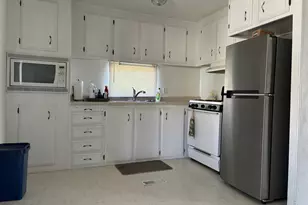 402 NW 2nd St, Enterprise, OR 97828 - Photo 4