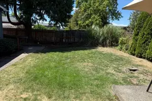 550 Lochaven Ave, Springfield, OR 97477 - Photo 16
