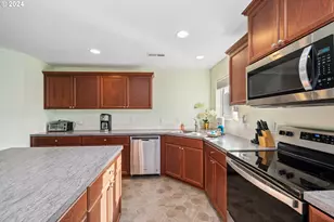 107 NW 22nd Ave, Rockaway Beach, OR 97136 - Photo 32