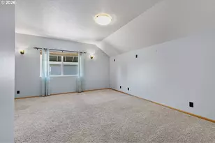 962 T St, Springfield, OR 97477 - Photo 32