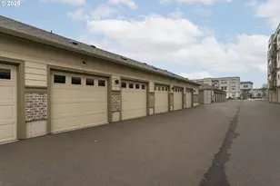 11715 SW Valencia Ln, Wilsonville, OR 97070 - Photo 36