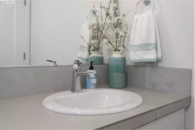 11715 SW Valencia Ln #202, Wilsonville, OR 97070 - Photo 32