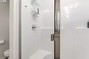 11715 SW Valencia Ln, Wilsonville, OR 97070 - Photo 26