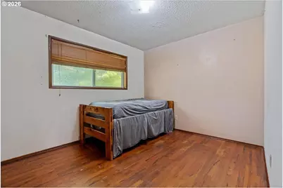 12055 SW Bruce Ln, Beaverton, OR 97008 - Photo 18