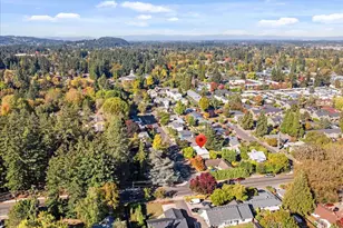 12055 SW Bruce Ln, Beaverton, OR 97008 - Photo 34