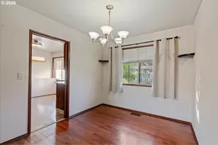 12055 SW Bruce Ln, Beaverton, OR 97008 - Photo 10