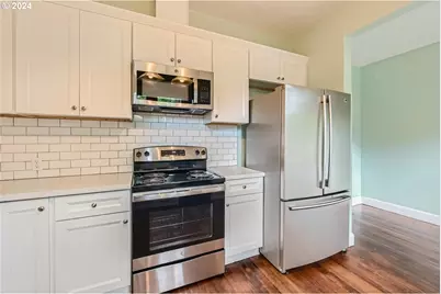 3904 SE Clinton St, Portland, OR 97202 - Photo 12