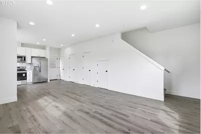 8655 SE Insley St, Portland, OR 97266 - Photo 8