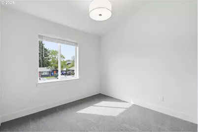 8655 SE Insley St, Portland, OR 97266 - Photo 20