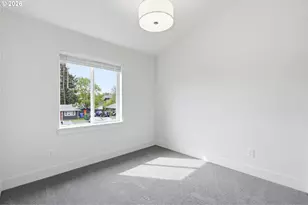 8655 SE Insley St, Portland, OR 97266 - Photo 20