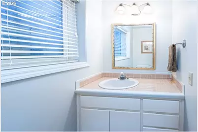 1778 Graham Dr, Eugene, OR 97405 - Photo 32