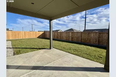 874 NE Laurel Springs Dr, Hermiston, OR 97838 - Photo 8