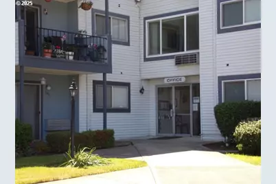 950 Evergreen Rd #310, Woodburn, OR 97071 - Photo 1