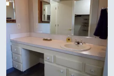 950 Evergreen Rd #310, Woodburn, OR 97071 - Photo 14