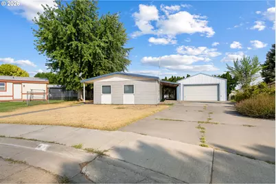 8 Sage Ct, Hermiston, OR 97838 - Photo 2