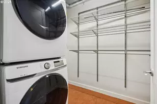 1025 NW Couch St, Portland, OR 97209 - Photo 20