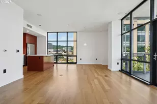 1025 NW Couch St, Portland, OR 97209 - Photo 8