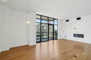 1025 NW Couch St, Portland, OR 97209 - Photo 6