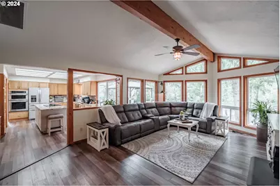 40166 Gates School Rd, Gates, OR 97346 - Photo 10