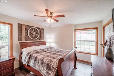 40166 Gates School Rd, Gates, OR 97346 - Photo 24