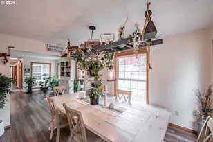 40166 Gates School Rd, Gates, OR 97346 - Photo 16