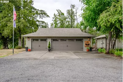 40166 Gates School Rd, Gates, OR 97346 - Photo 2