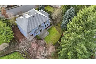 6725 SW Sean Michael Pl, Portland, OR 97225 - Photo 42