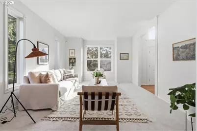 6725 SW Sean Michael Pl, Portland, OR 97225 - Photo 8