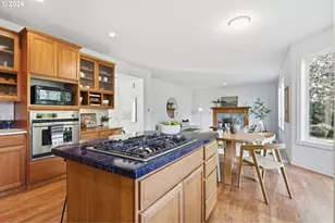 6725 SW Sean Michael Pl, Portland, OR 97225 - Photo 16