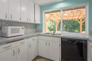 3425 Stark St, Eugene, OR 97404 - Photo 16