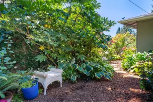 3425 Stark St, Eugene, OR 97404 - Photo 46