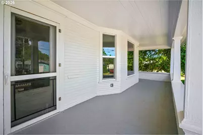 332 24th St NE, Salem, OR 97301 - Photo 6