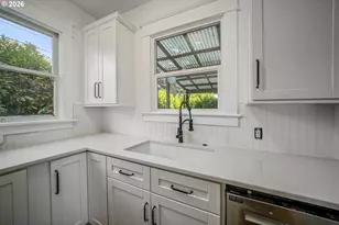 332 24th St NE, Salem, OR 97301 - Photo 24