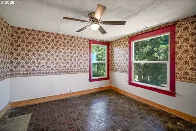 332 24th St NE, Salem, OR 97301 - Photo 36
