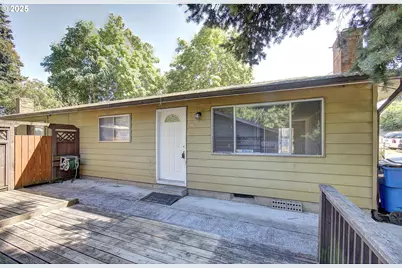 3713 L St, Vancouver, WA 98663 - Photo 4