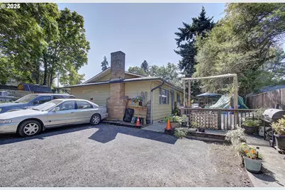 3713 L St, Vancouver, WA 98663 - Photo 2