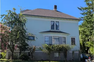 659 15th St, Astoria, OR 97103 - Photo 2