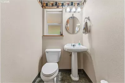 1002 NW 189th St, Ridgefield, WA 98642 - Photo 8