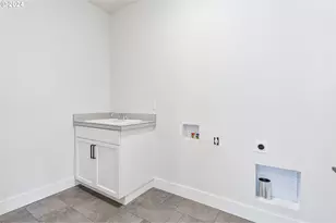 16257 NW Holman Wy, Portland, OR 97229 - Photo 26